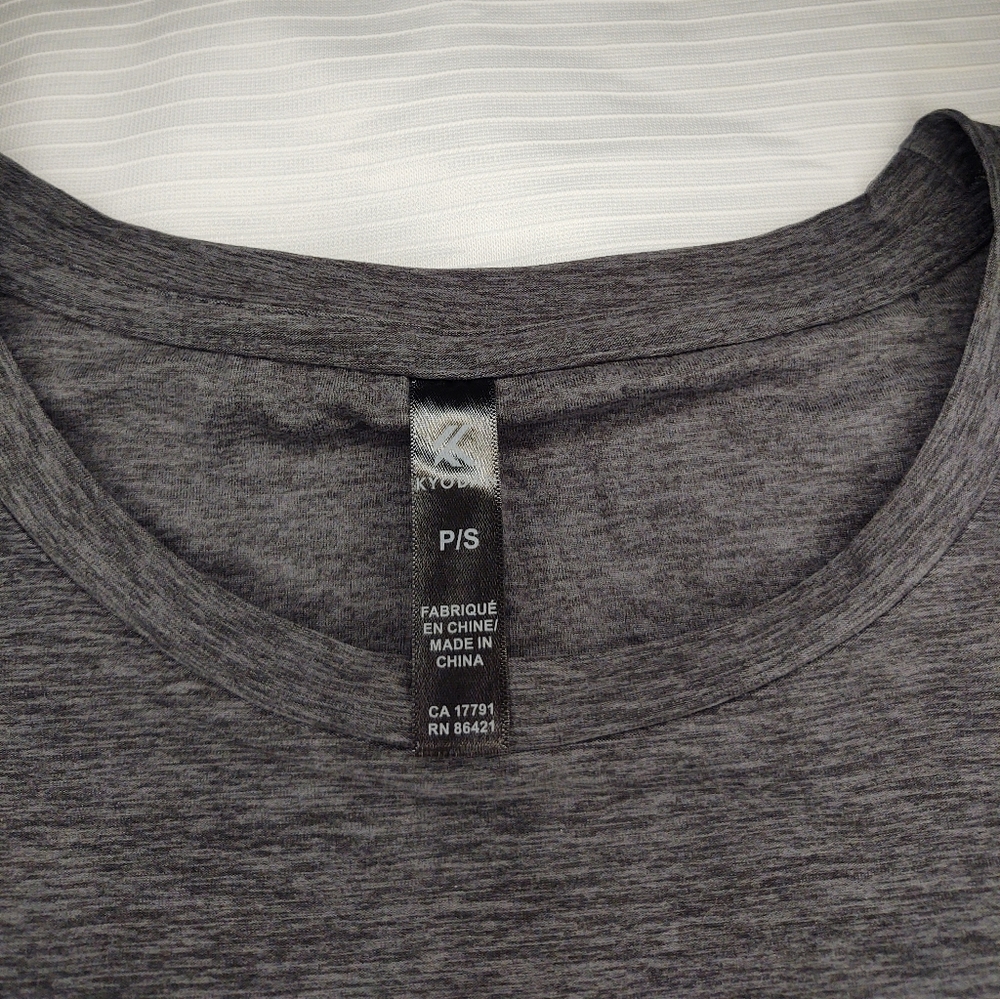 NWT Kyodan Active Grey Short Sleeve Workout Casual T Shirt Size P/S - Picture 3 of 6